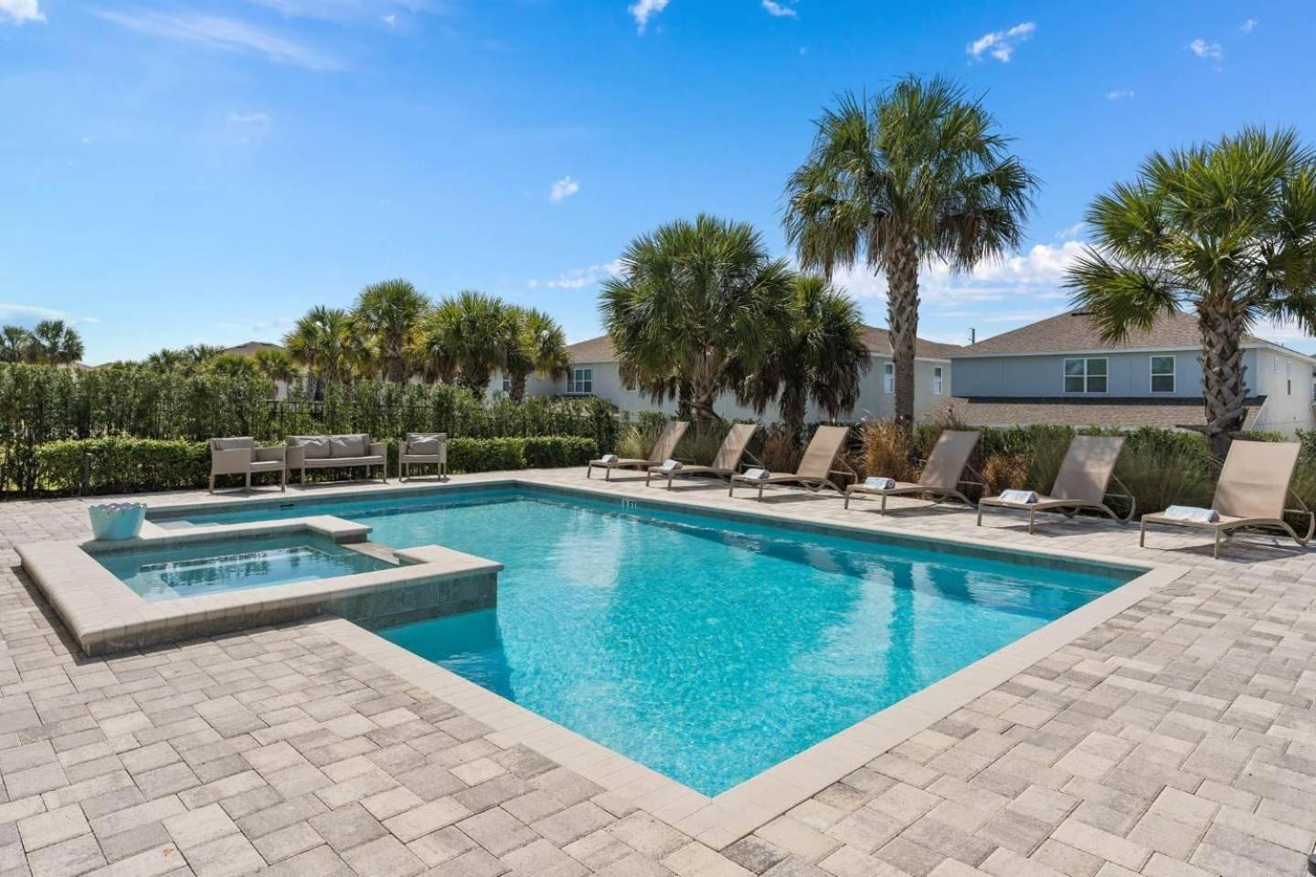 Stylish 10 Bdrm With Galactic Themed In Encore
