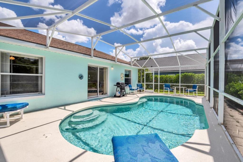 10 Min From Themed 2 Bd Private Pool Villa *