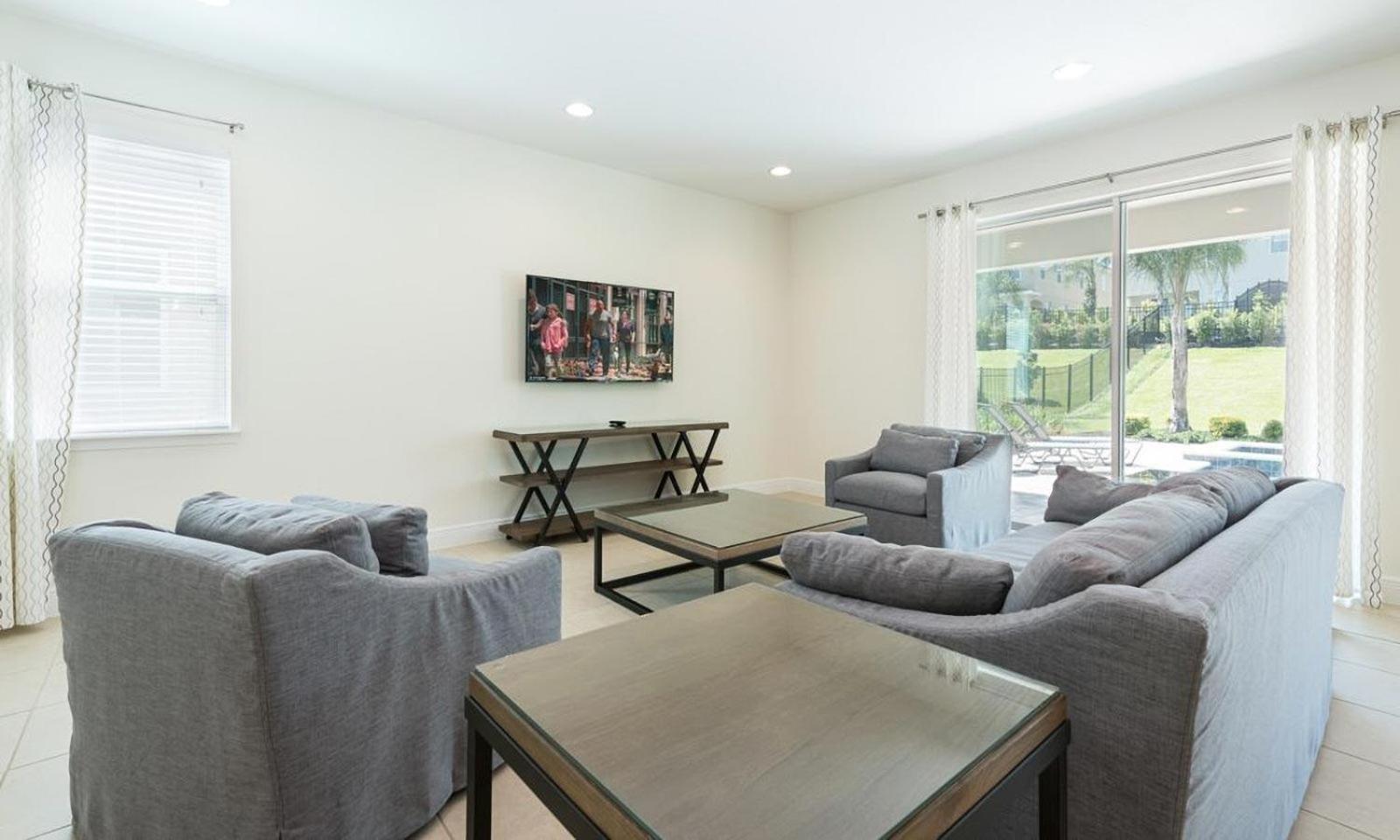 Bright 6 Bdrm House With Pool And In Encore Holiday home *