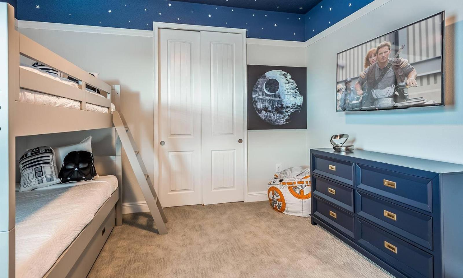 Contemporary 8 Bdrm With Putting At Encore Orlando