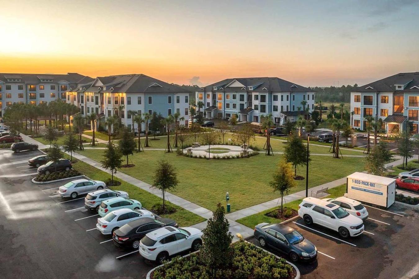 Apartment Landing At Vintage Horizon West - 2 Bedrooms In Horizon West *