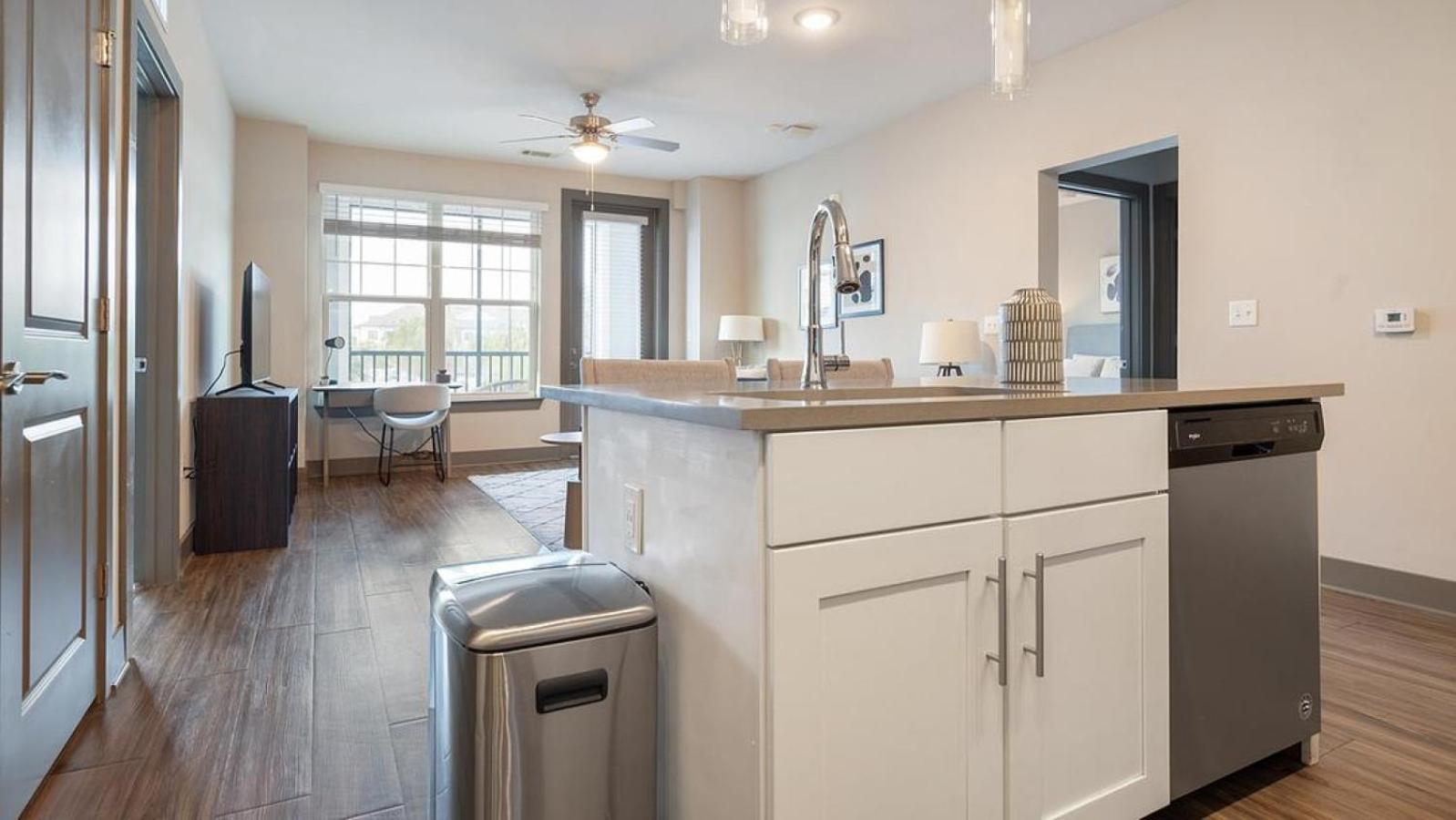 Landing At Vintage Horizon West - 2 Bedrooms In Horizon West Apartment *
