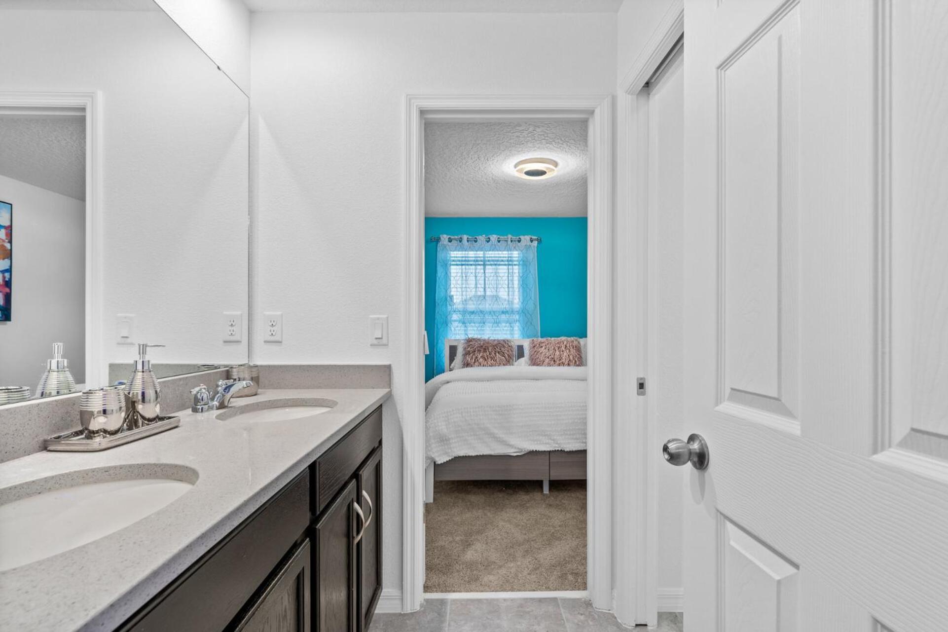 Beautiful Mansion With First Class Amenities On Solara Mansion 5715 Orlando