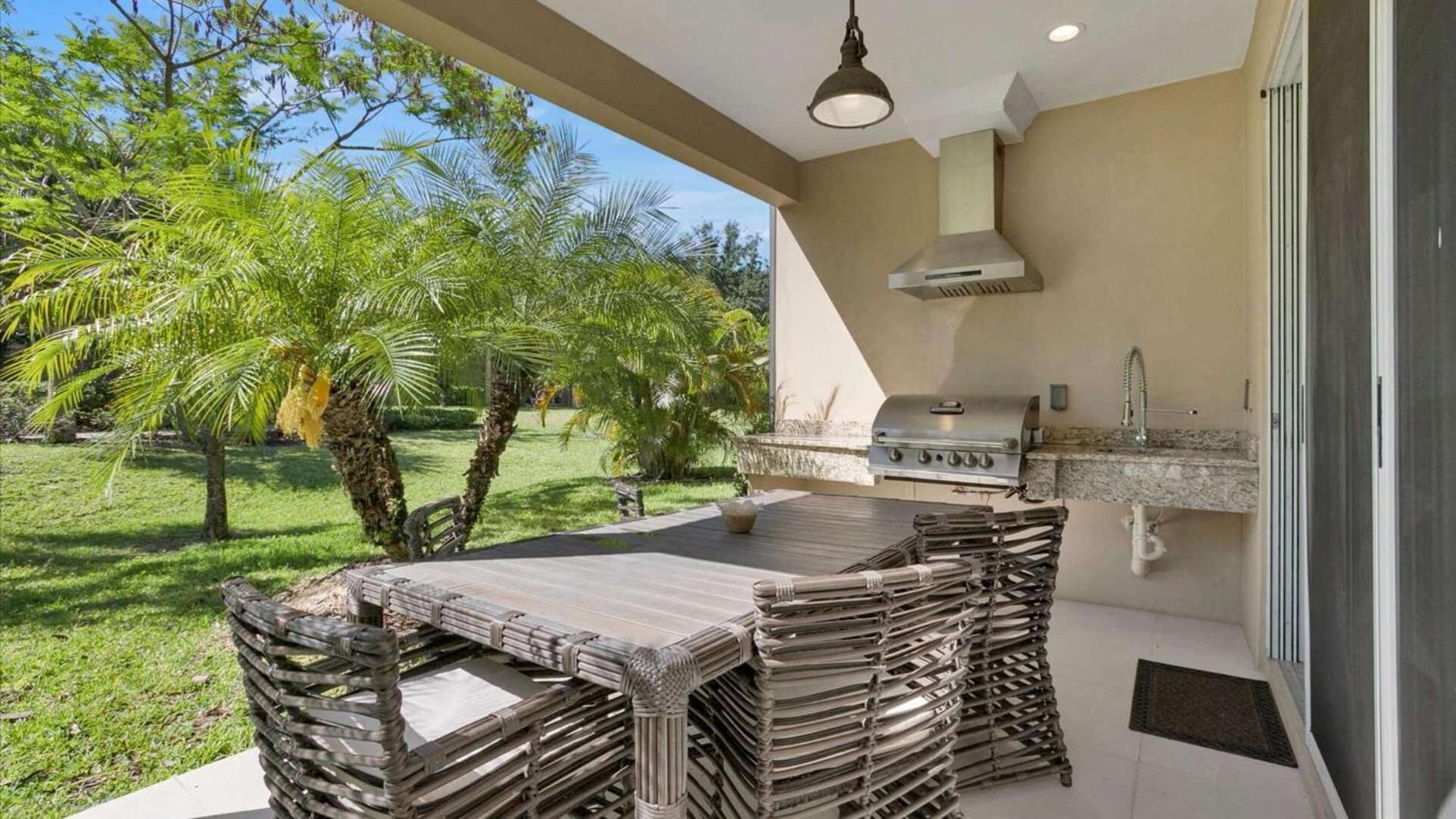 Villa Book Now: Townhome 6440 Near Magic Orlando