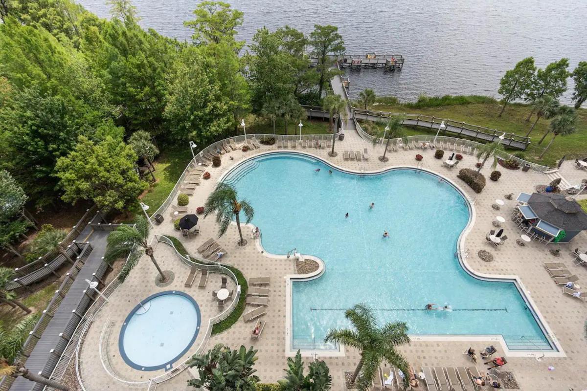 2br Lakeview Mins From Apartment Orlando