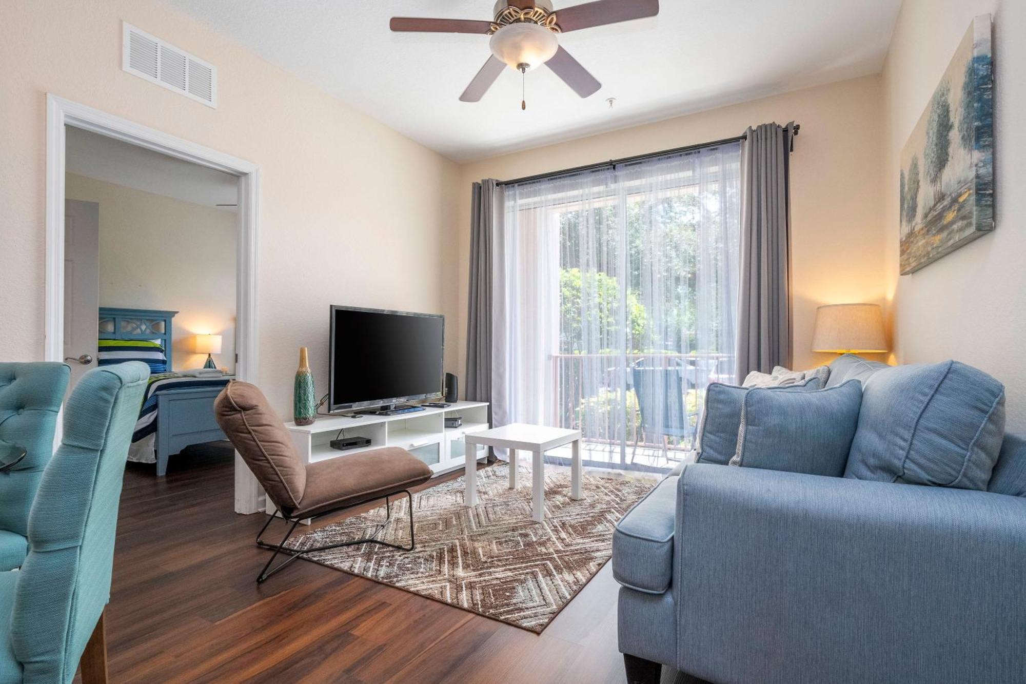 Cozy At Vista Cay Holiday home