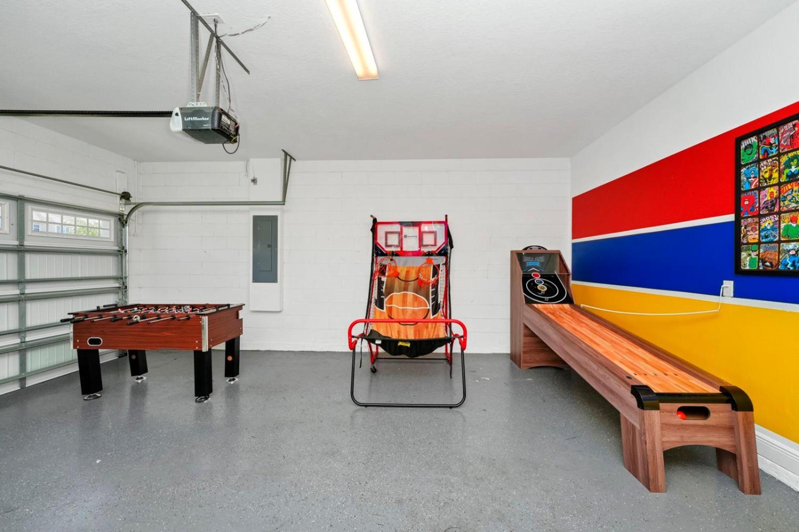 Alluring With Private Pool & Game Near With Amenities By Rentyl - 232a