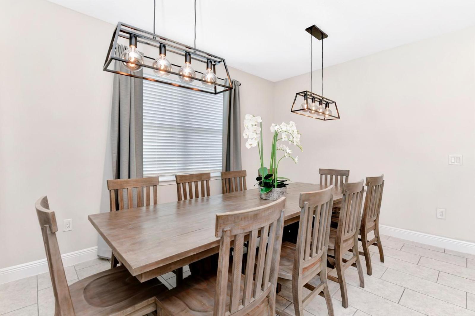 Welcoming Five Bedroom House With Private Pool Near At Encore By Rentyl - 267sf *