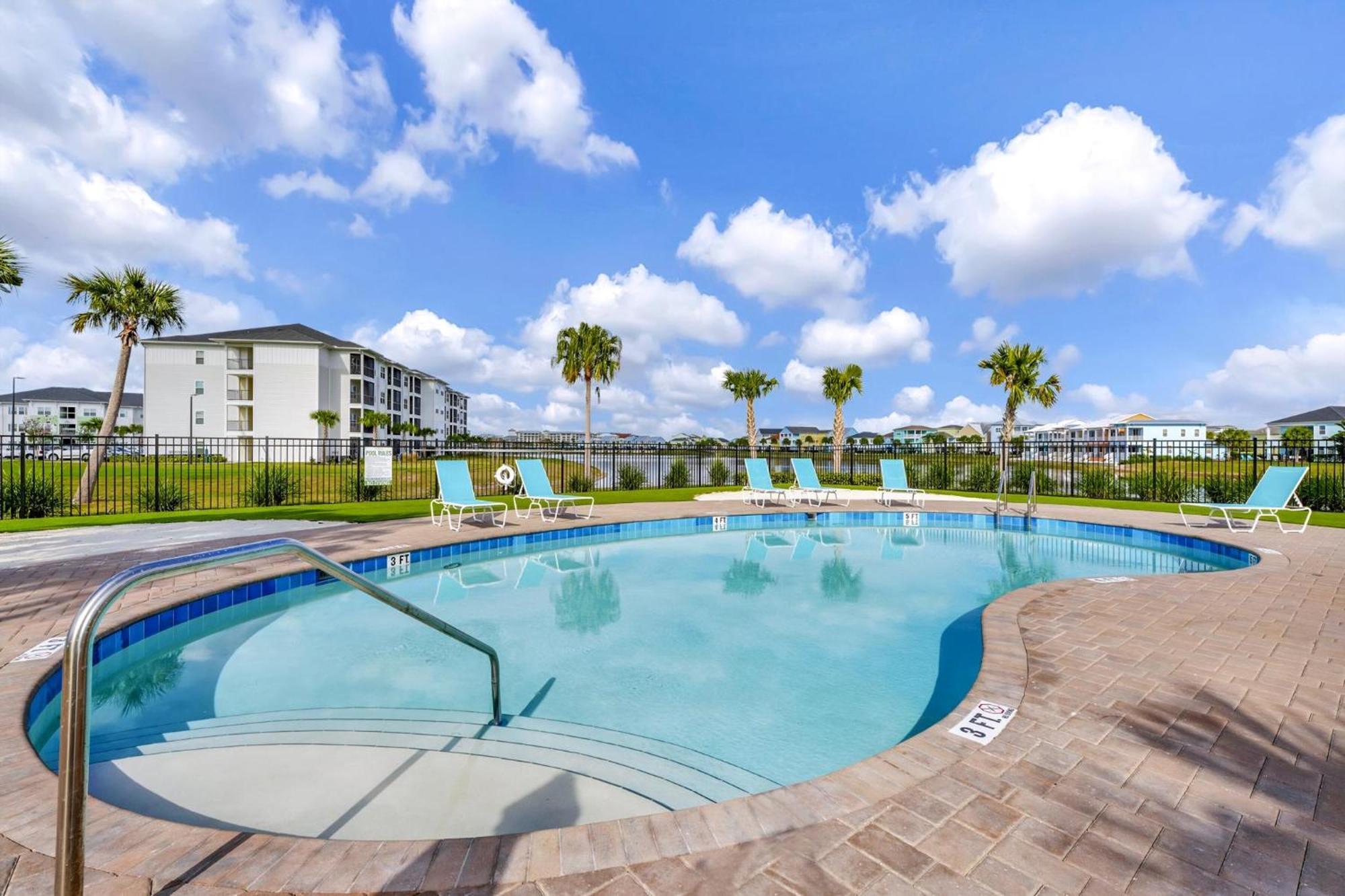 Charming Near With Margaritaville Access - 8173su