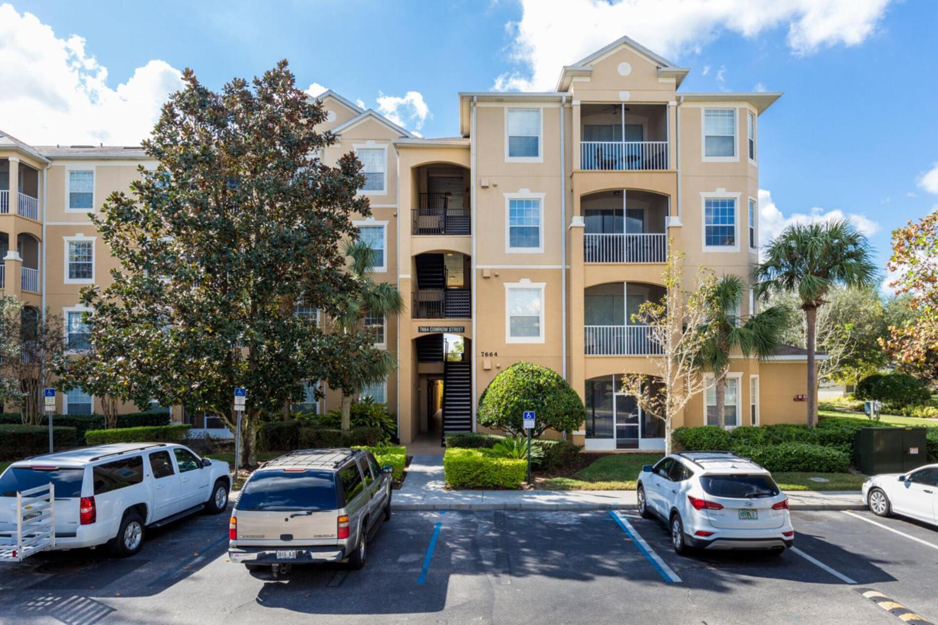 Modern And Elegant 2 Bed Condo6500 Villa *