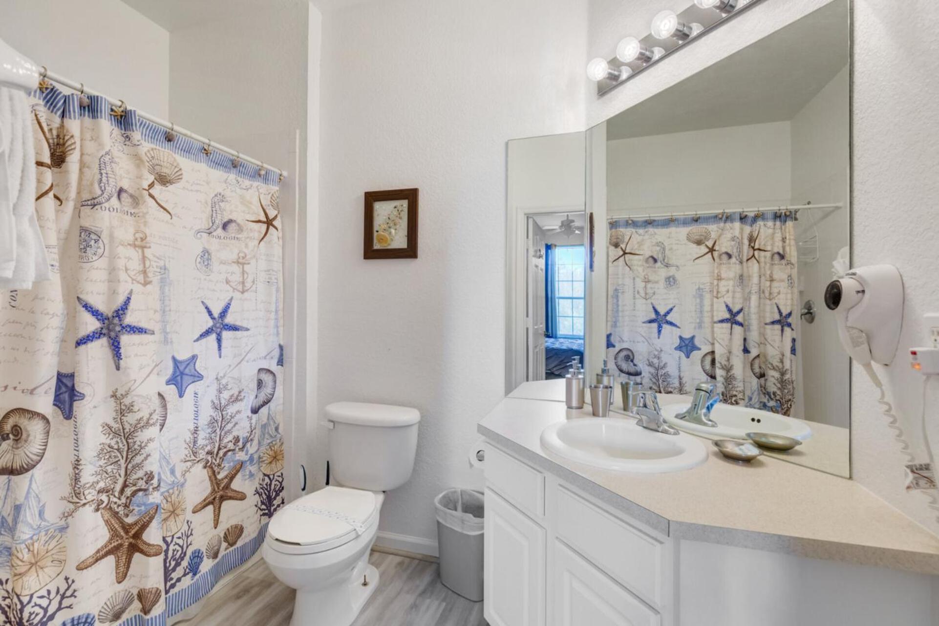 Modern And Elegant 2 Bed Condo6500 Villa
