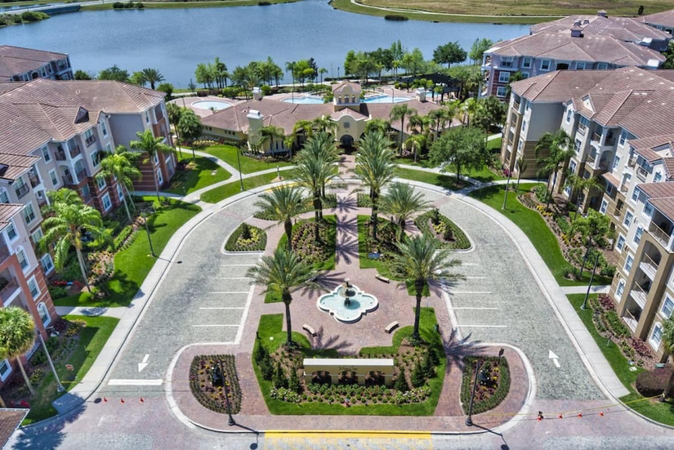 Is2-310 - New Listing - Near Major Attractions Holiday home *
