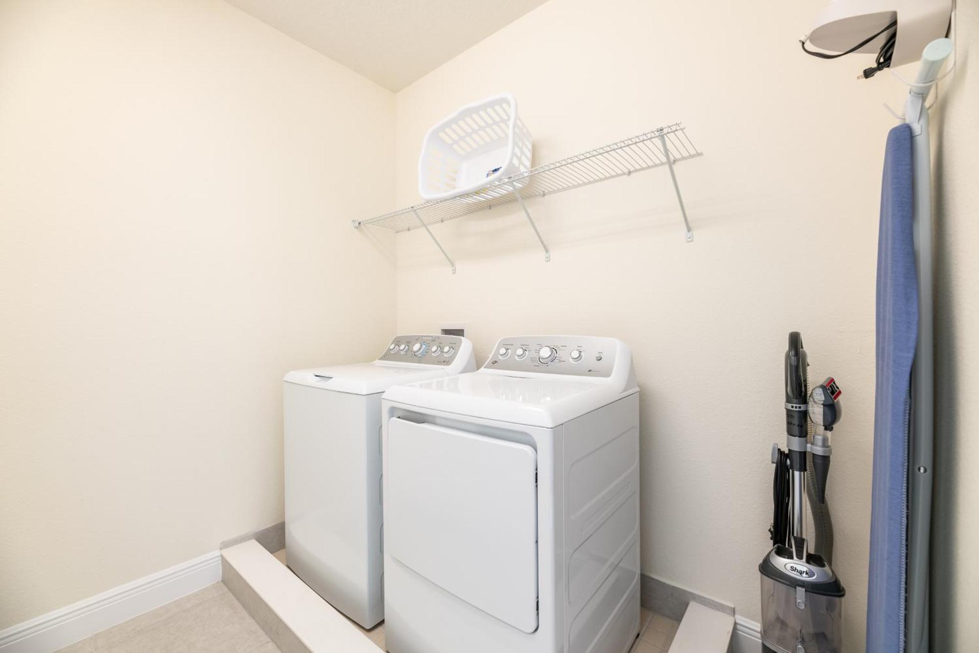 Spacious By Rentyl With Water Park Access Near - 7501m *