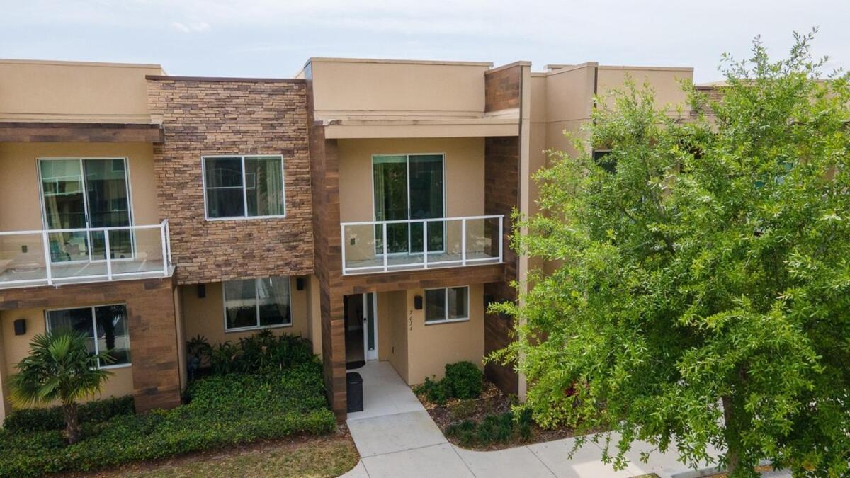 Luxury 2mi To Hot Tub Bbq Wifi Holiday home Orlando