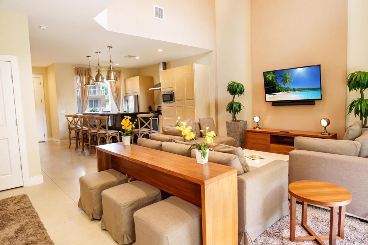 Luxury 2mi To Hot Tub Bbq Wifi Holiday home