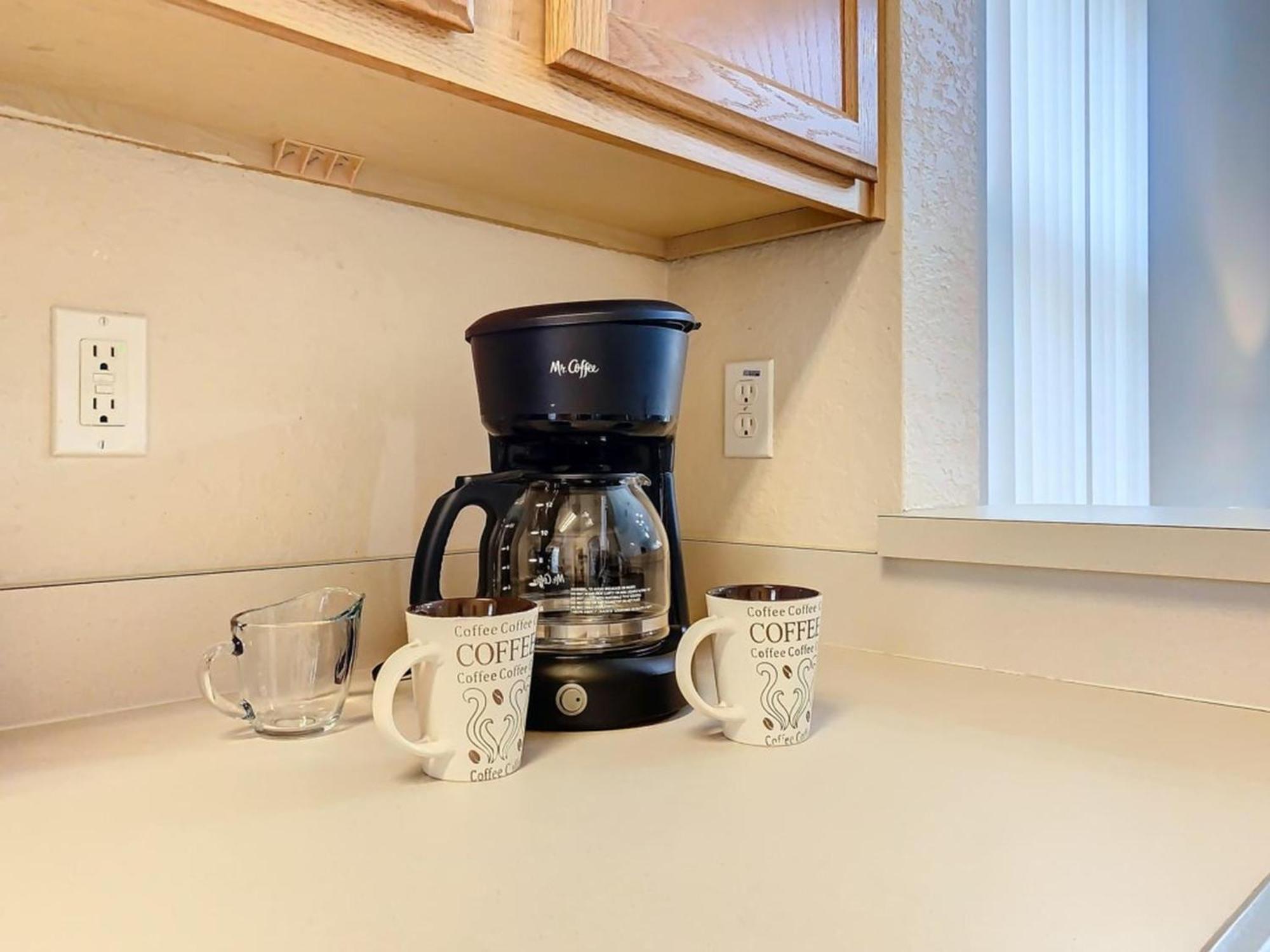 Family Getaway: 4br Townhome By Old Town