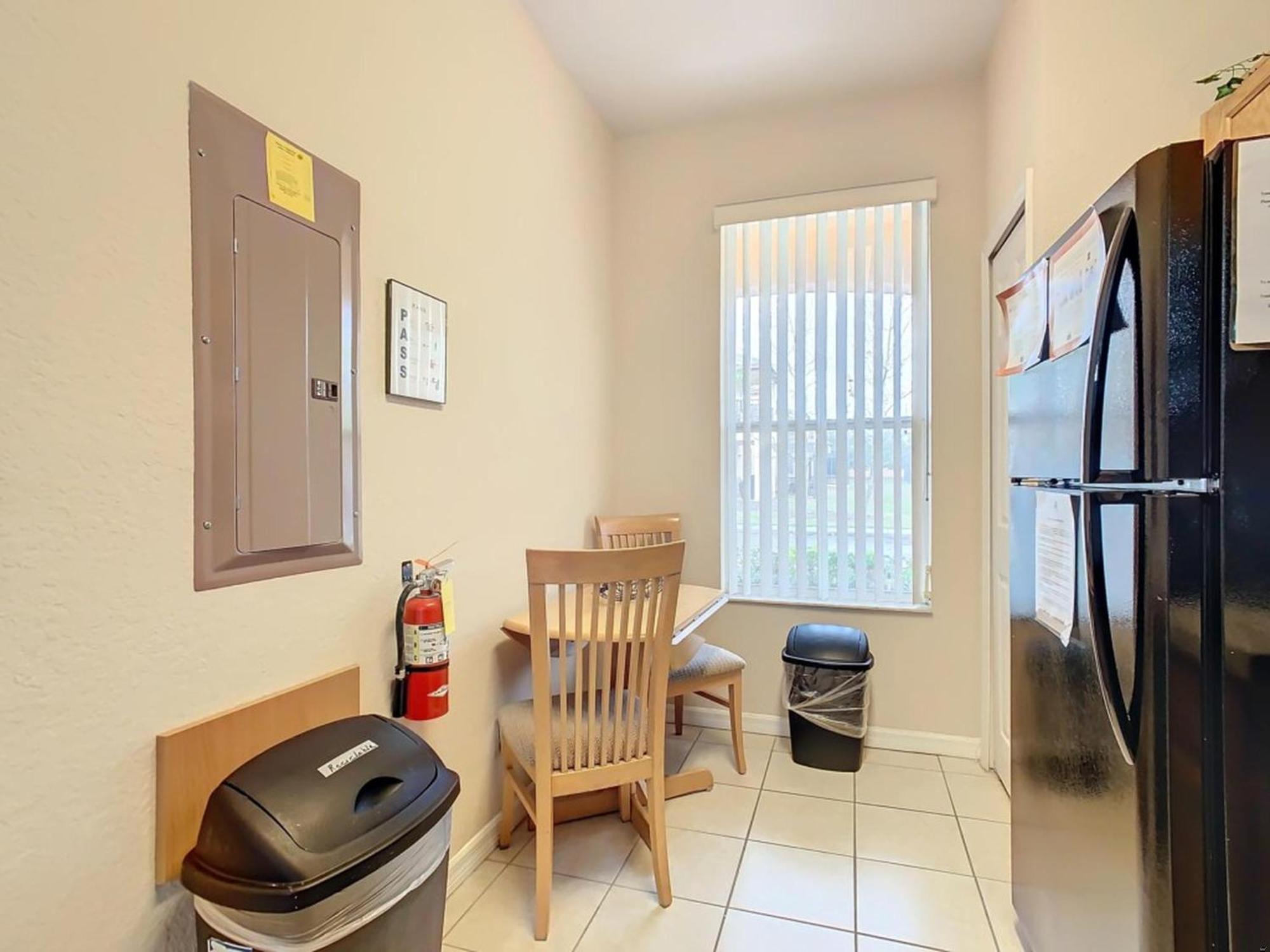 Family Getaway: 4br Townhome By Old Town