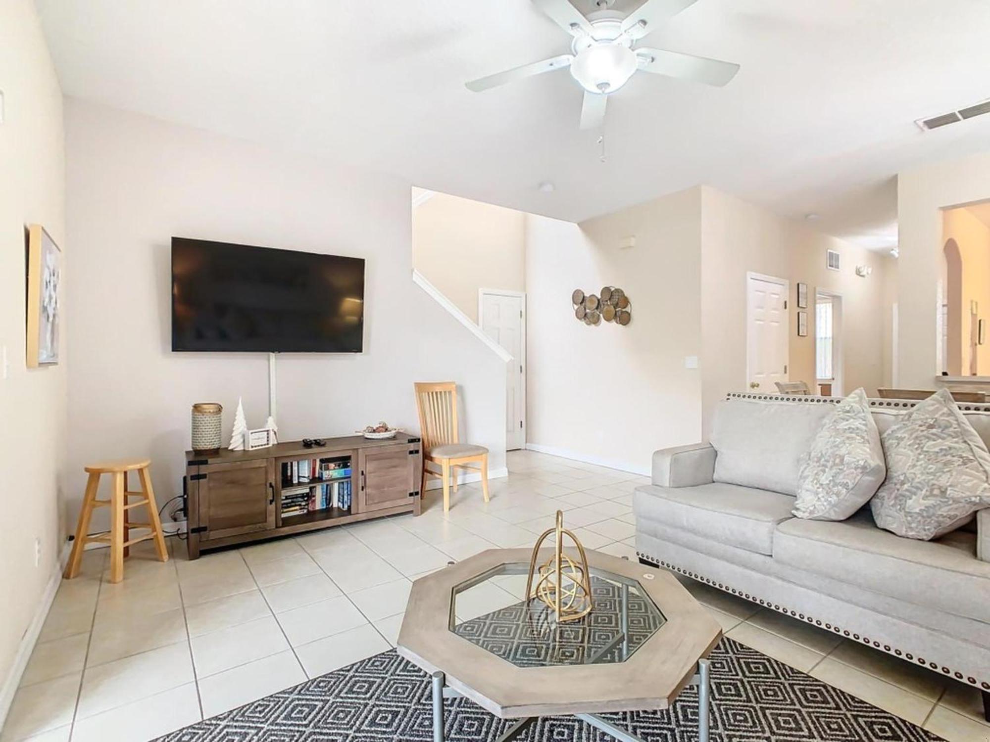 Family Getaway: 4br Townhome By Old Town Apartment