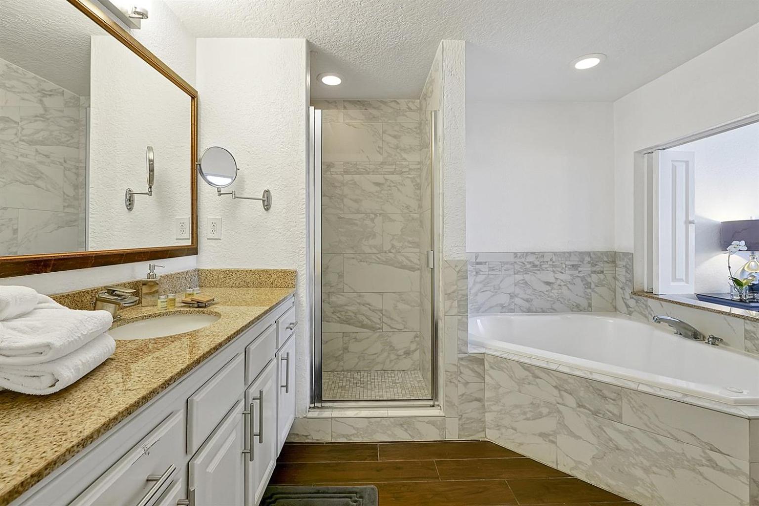 12538 International Drive #c303 2bed Orlando