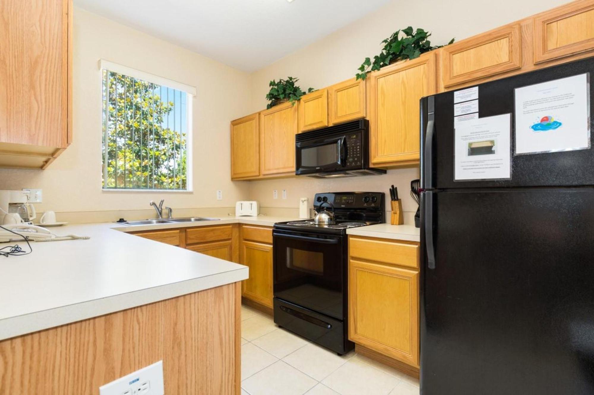 Stunning Regal Oaks 4br W/ Pool, & Near Orlando