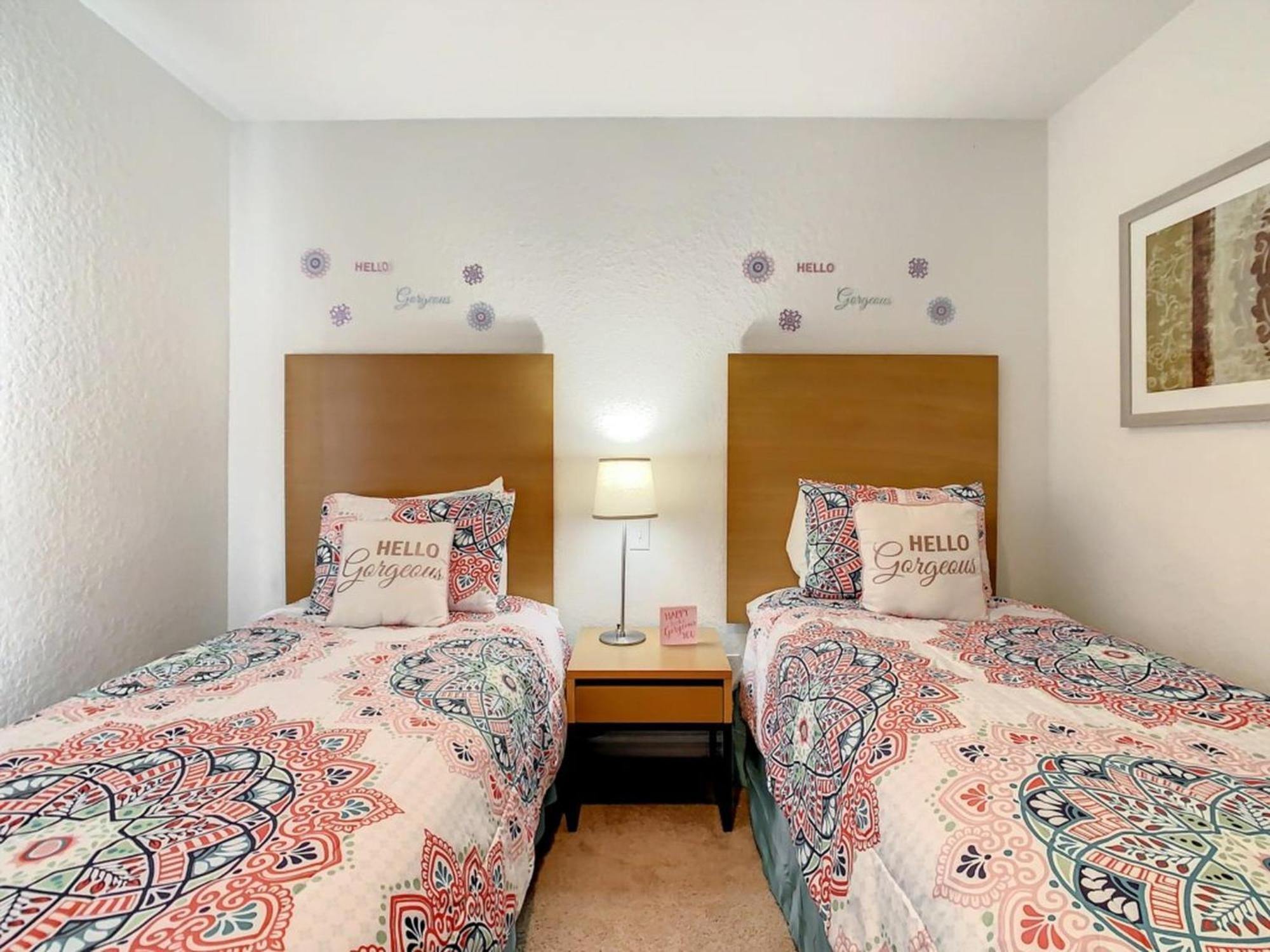 Apartment Regal Oaks Getaway: Living Near