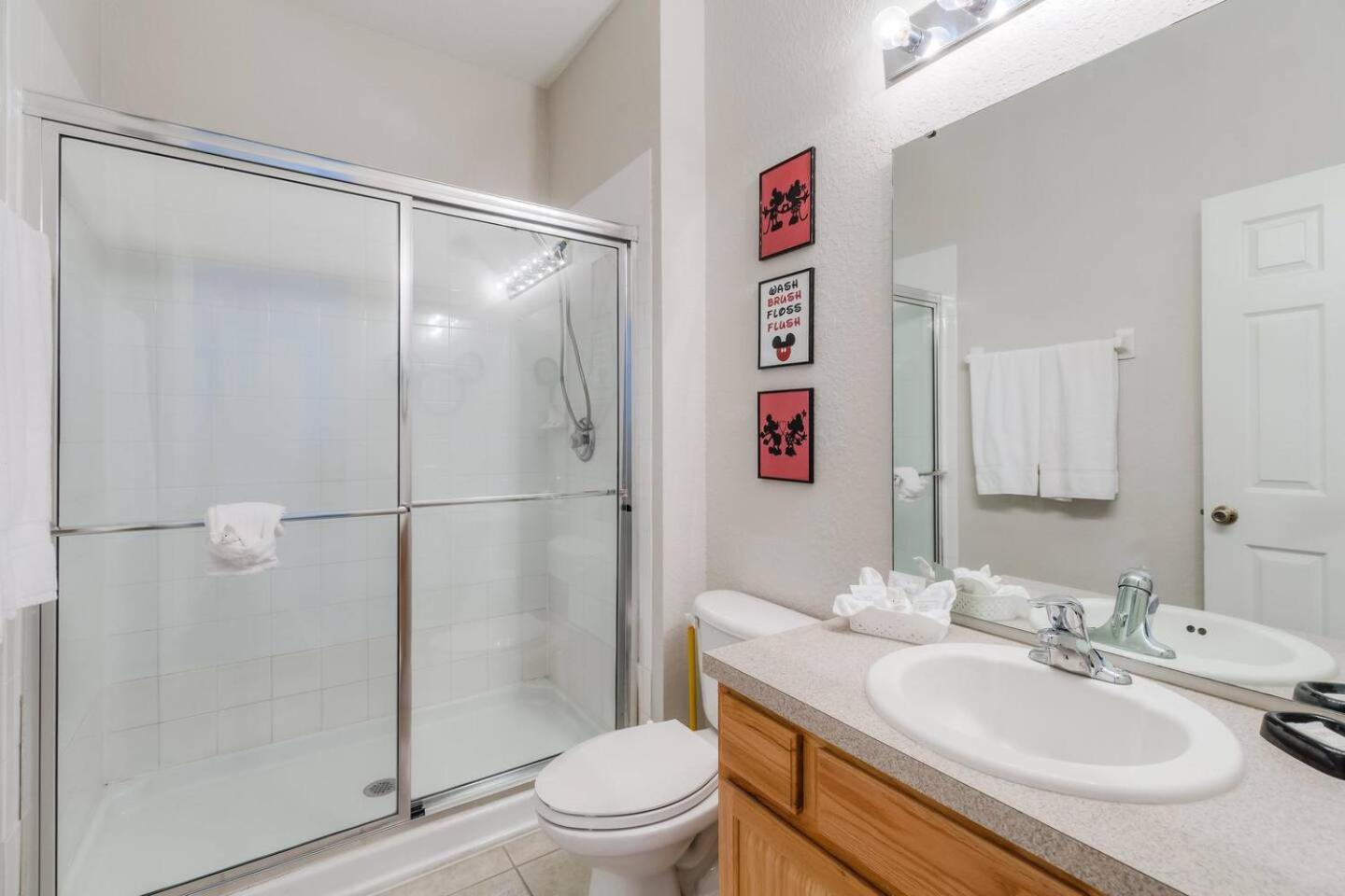7782 Basnett Circle 4bed Holiday home