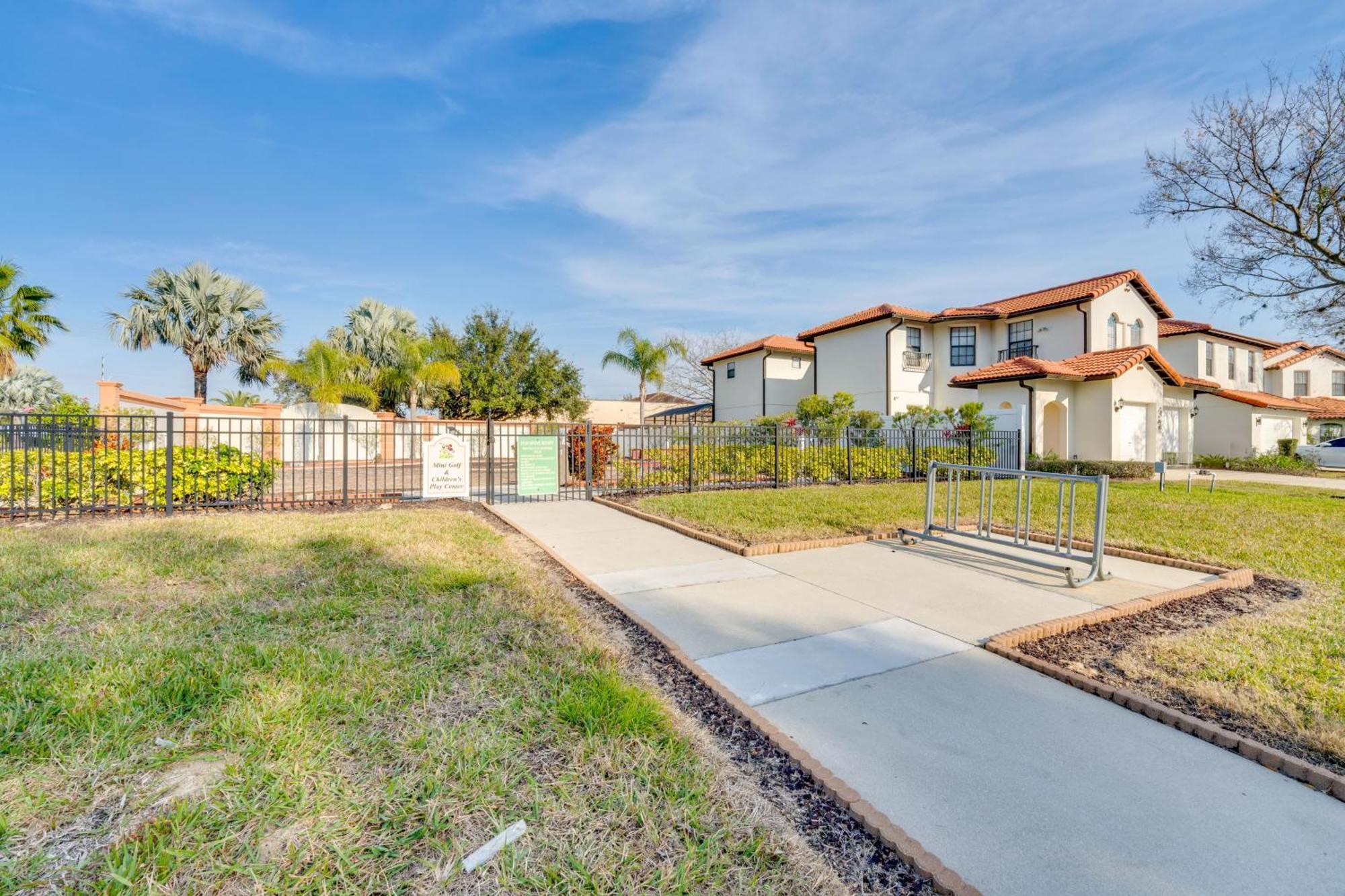 Game And Private Pool Luxe Clermont Getaway Holiday home *