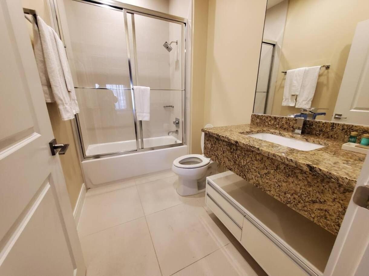7659 Magic Village 4 8 Guests 8 Min Holiday home Orlando