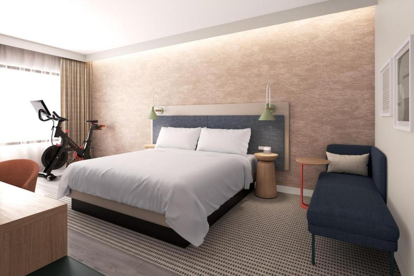 Hotel Even International Airport By Ihg 3*