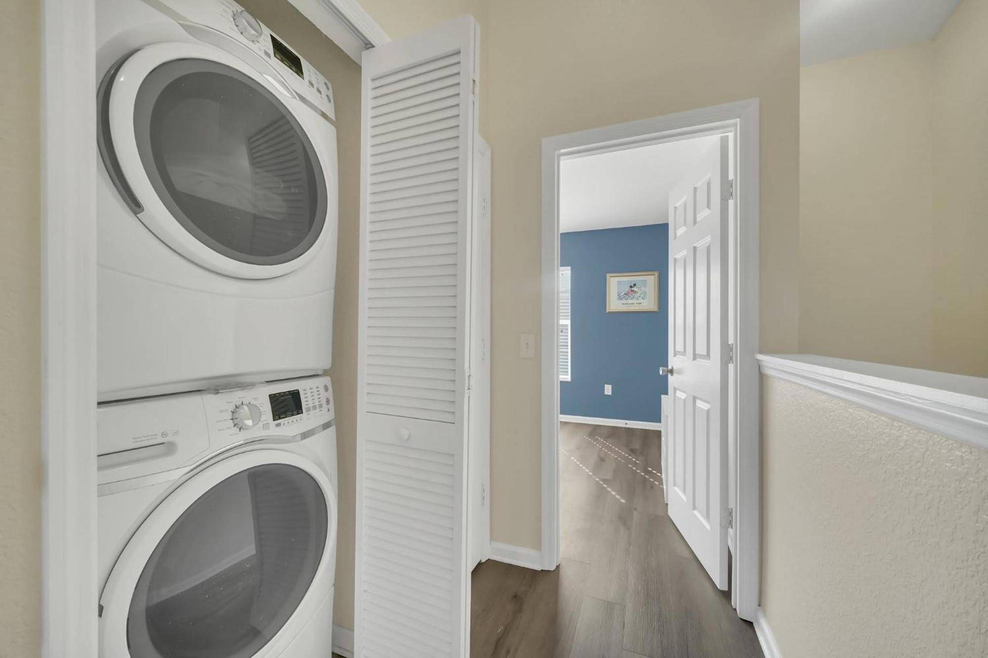 Perfect Townhome Near *