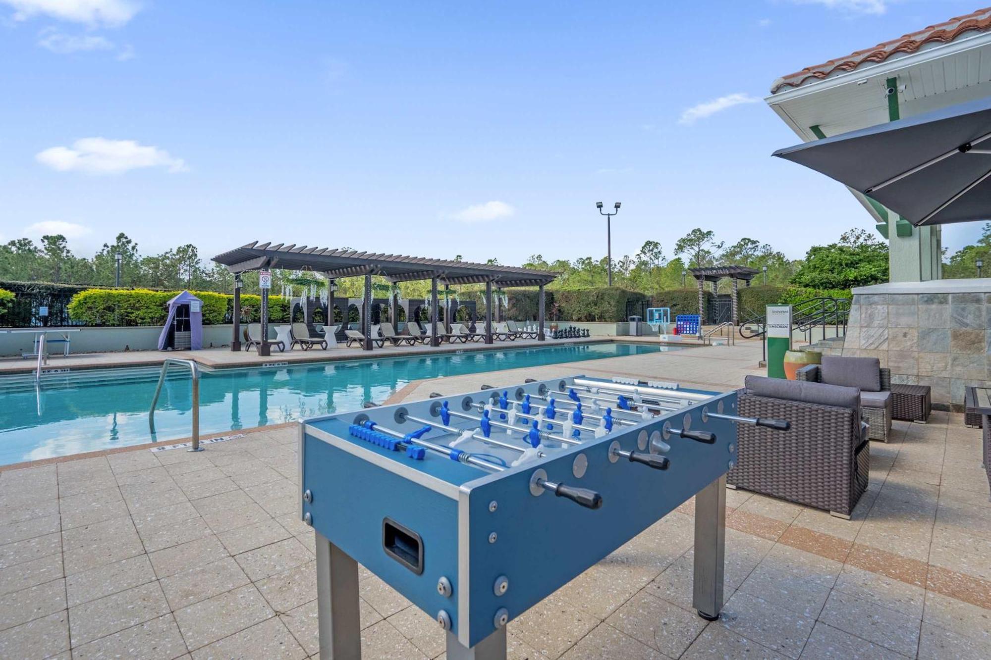Memorial Day - Renovated Townhome By Disney! Holiday home *