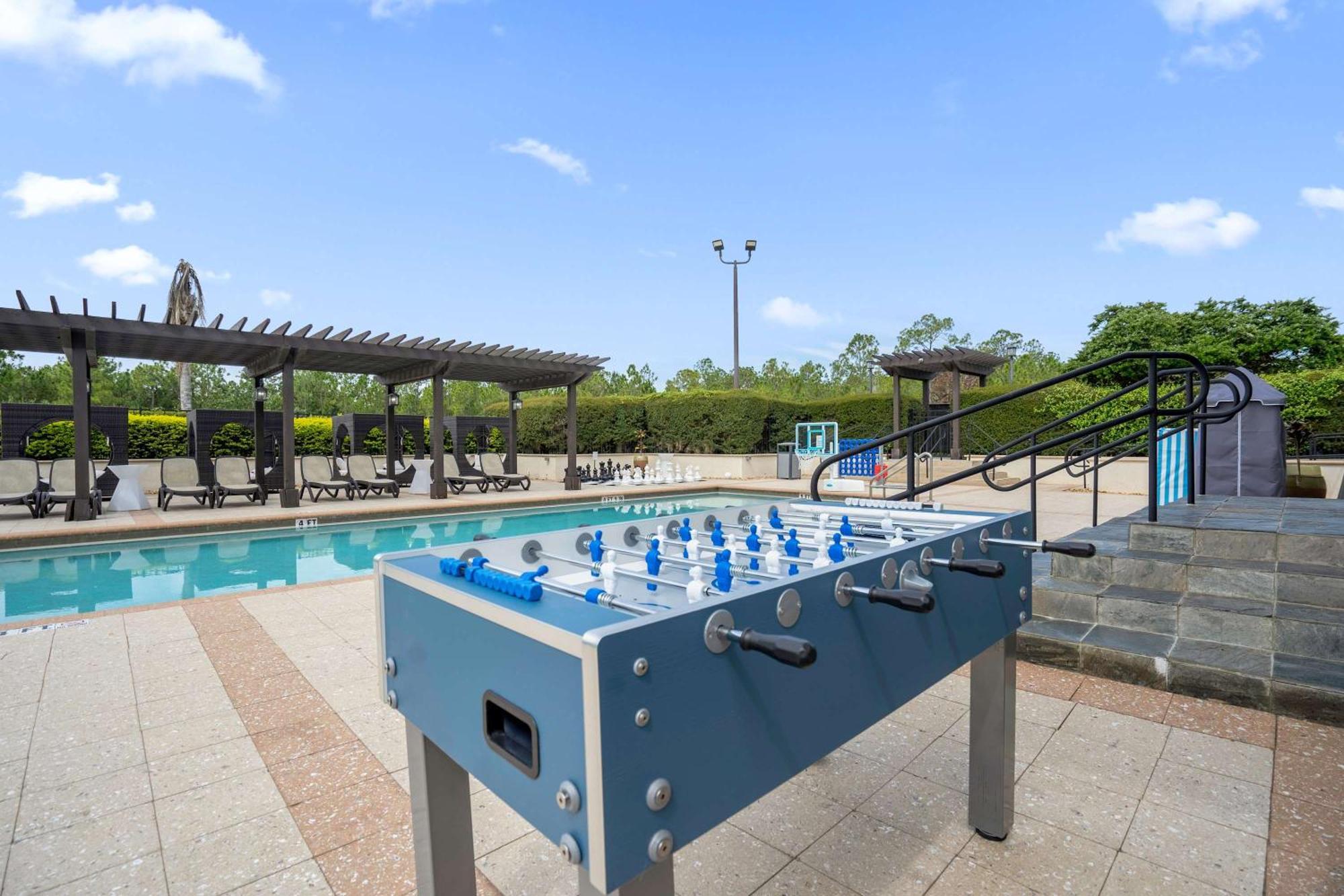 Memorial Day - Renovated Townhome By Disney! Holiday home