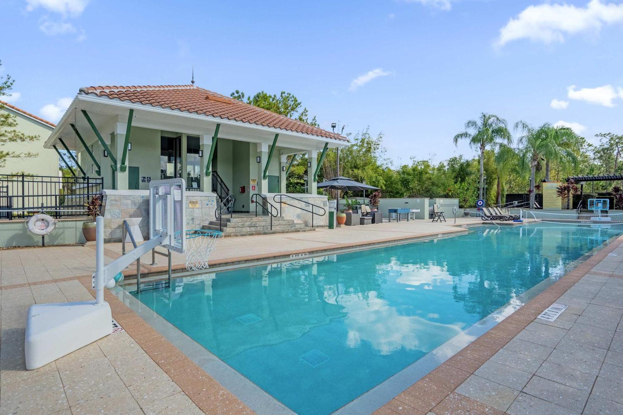 Memorial Day - Renovated Townhome By Disney! Holiday home *