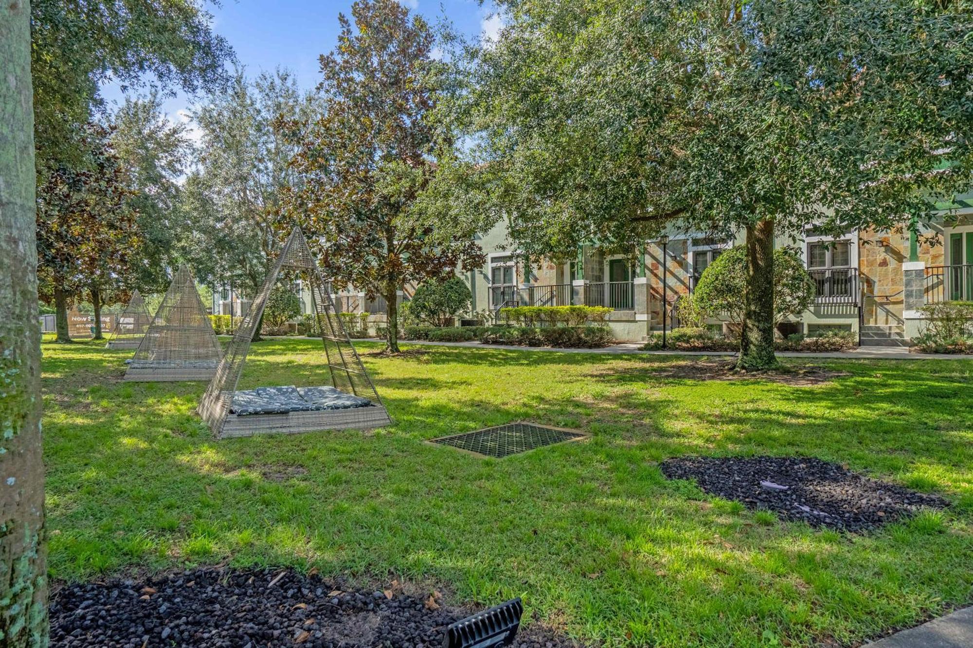 Memorial Day - Renovated Townhome By Disney! Holiday home Orlando
