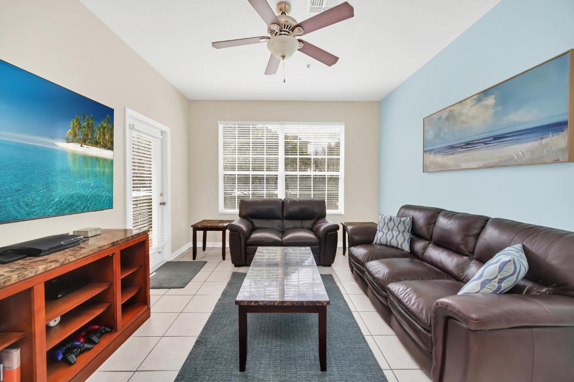 3 Bedrooms Only Minutes From Orlando