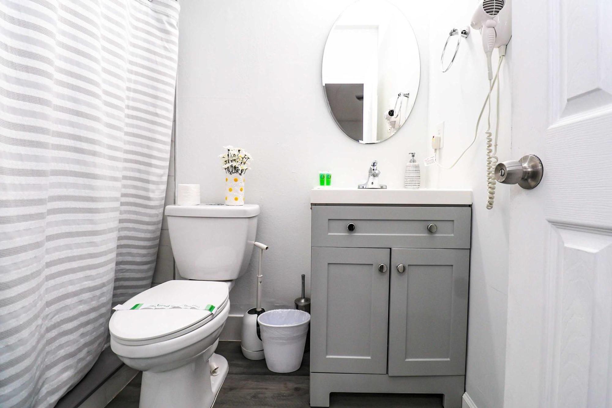 New Renovated Nr Ucf Petsok Private Entry Apartment Orlando