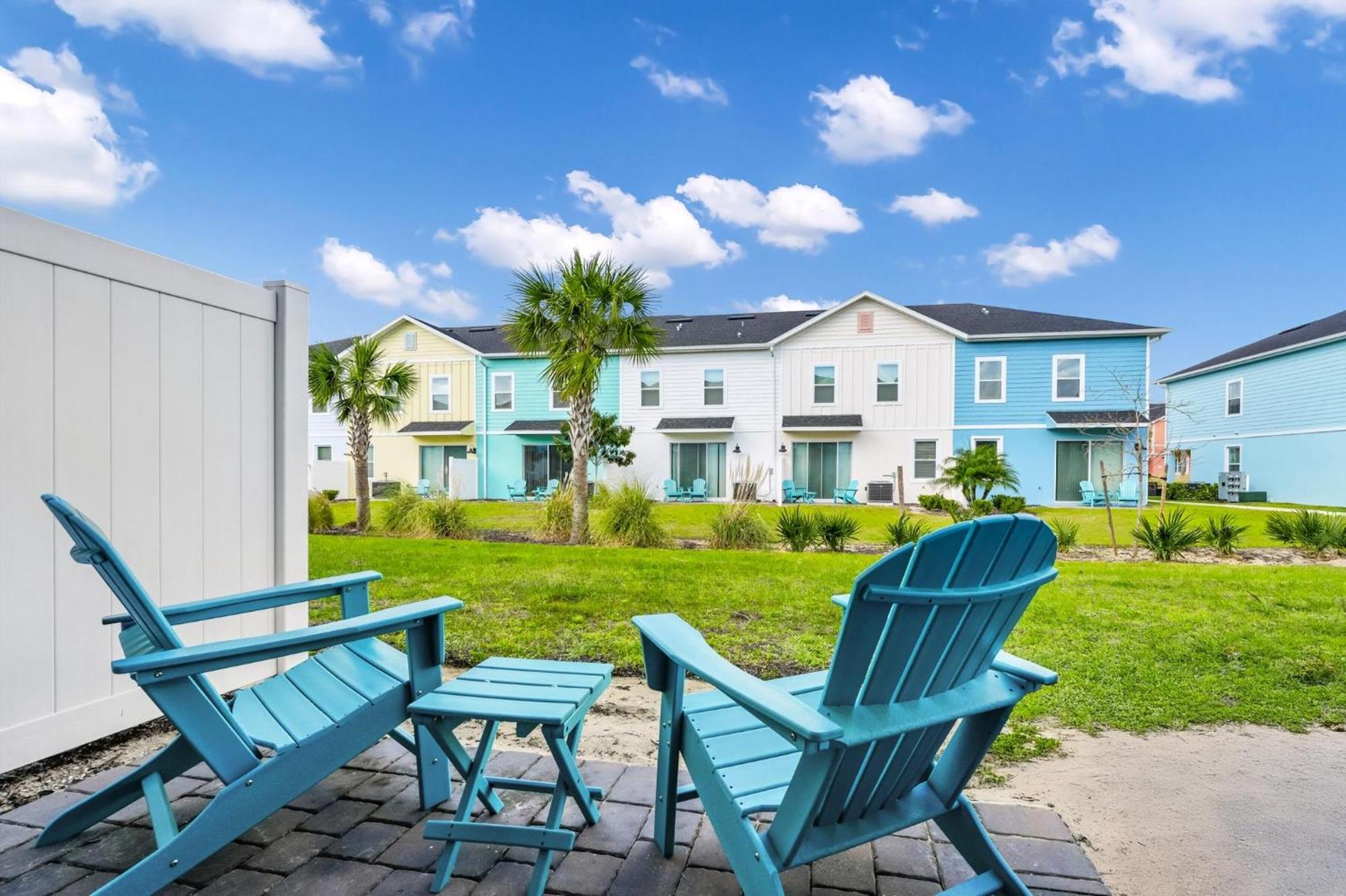 Comfy Near With Margaritaville Island H20 Access - 8155cp Villa *