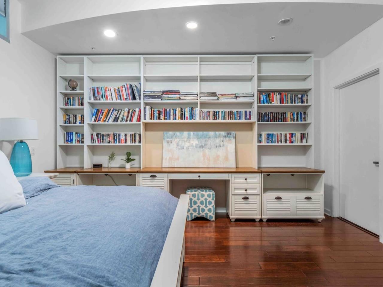 Penthouse Downtown 2 Beds 2 Baths Apartment Orlando