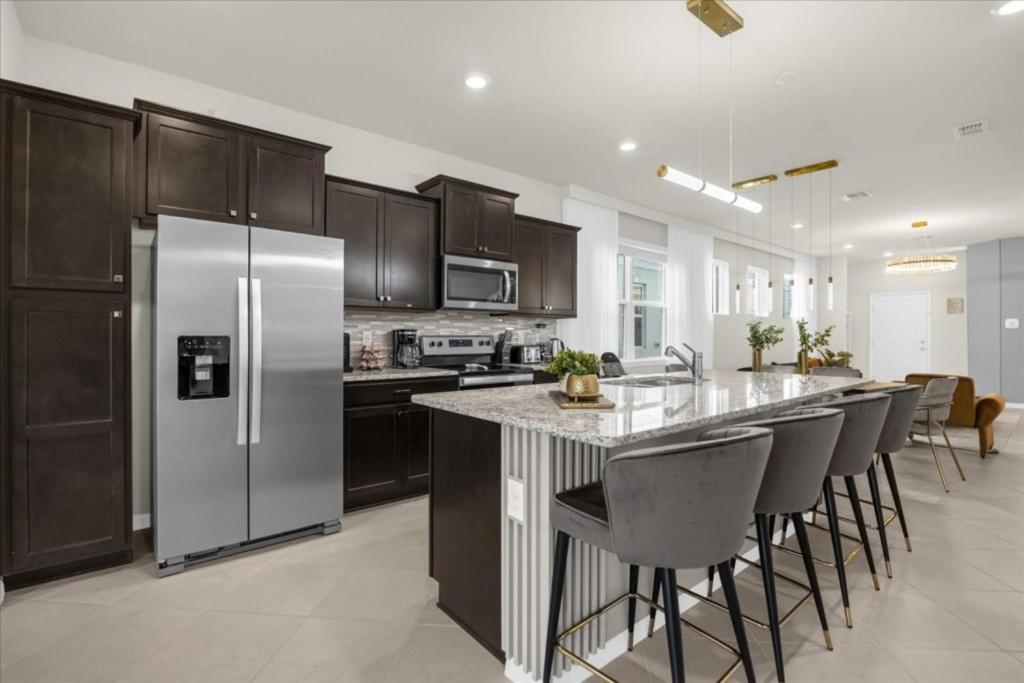 5 Bedrooms- 5,5 Bathrooms- Windsor Cay 16219 Tw Holiday home *