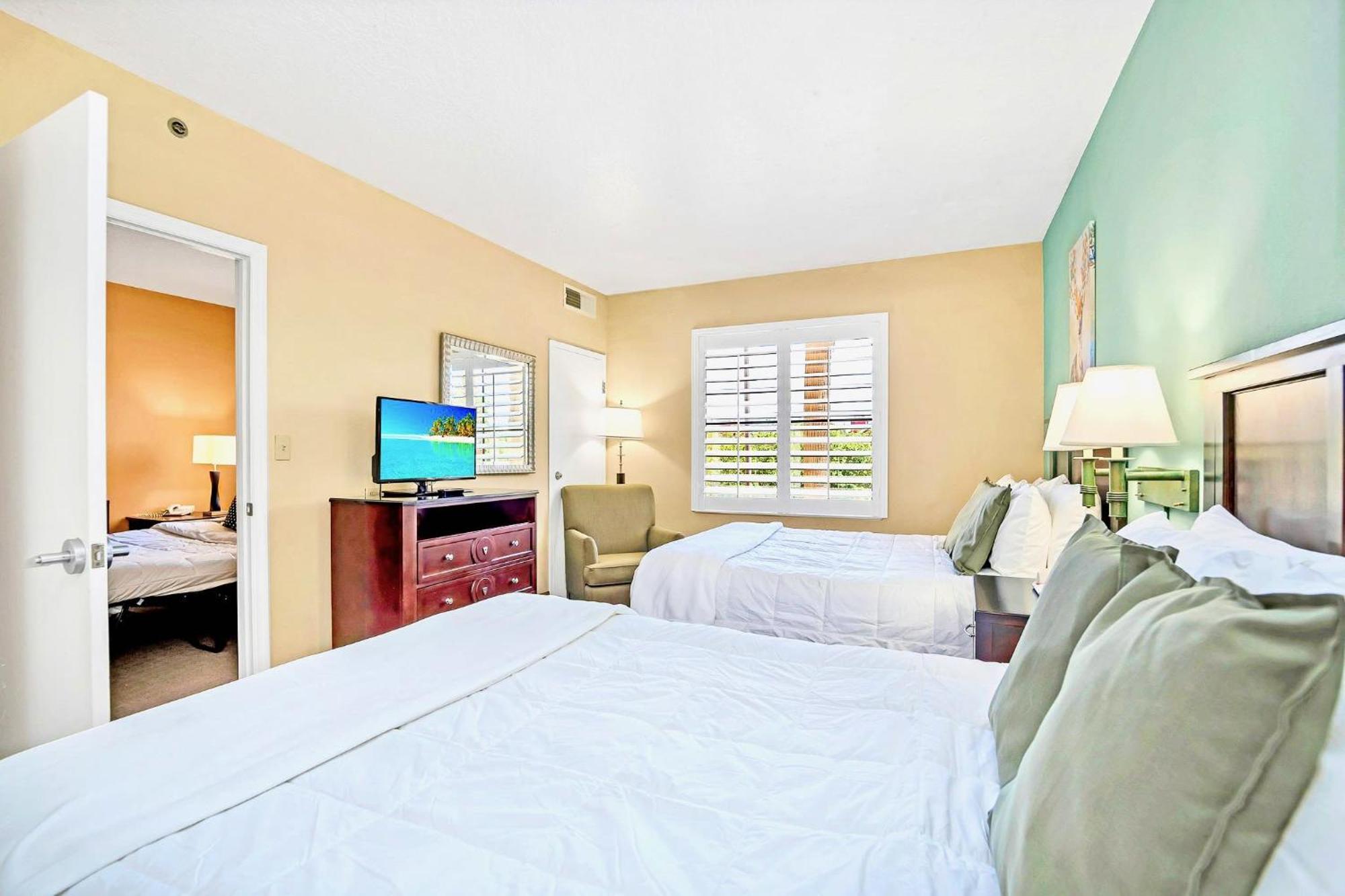 Close To Universal - Hot Tub & Pool Apartment Orlando