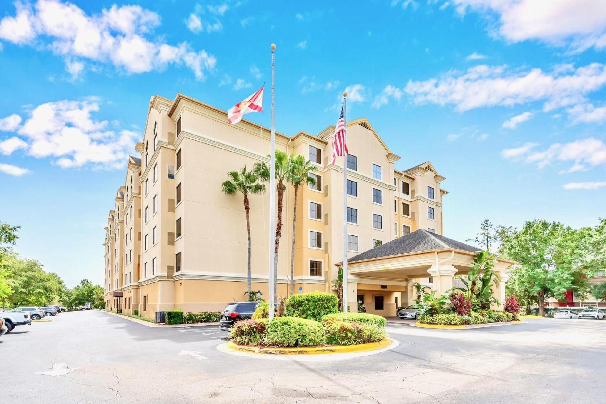 Apartment 1br Near Universal W Pool & Hot Tub *