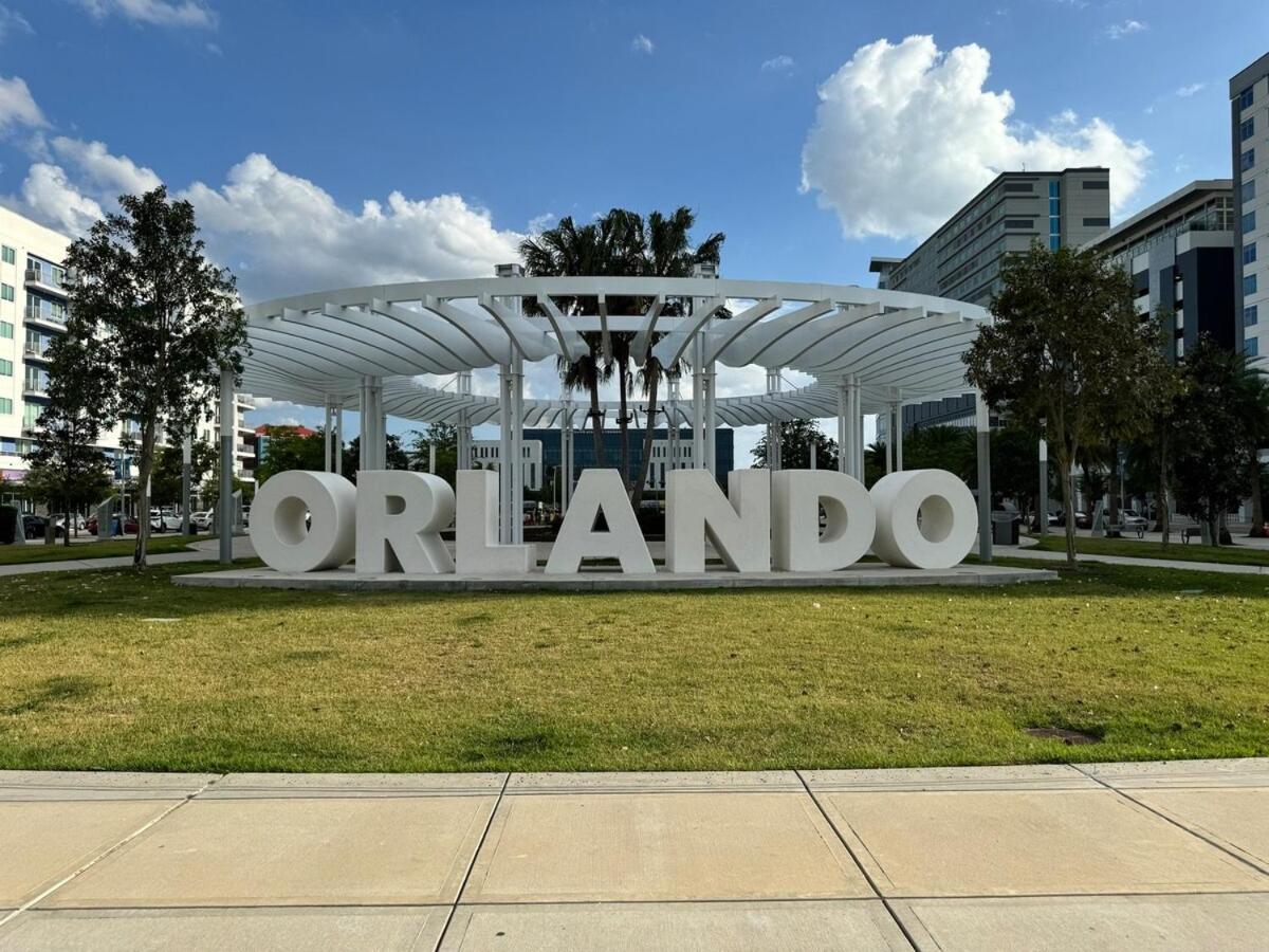 Luxury Living Downtown Apartment Orlando