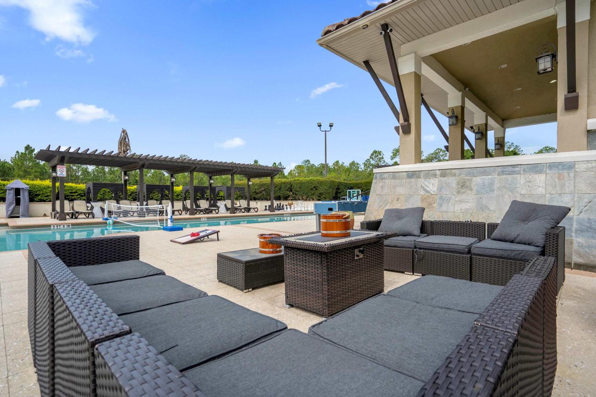 Holiday home Luxurious 4br Townhome - 5 Minutes From *