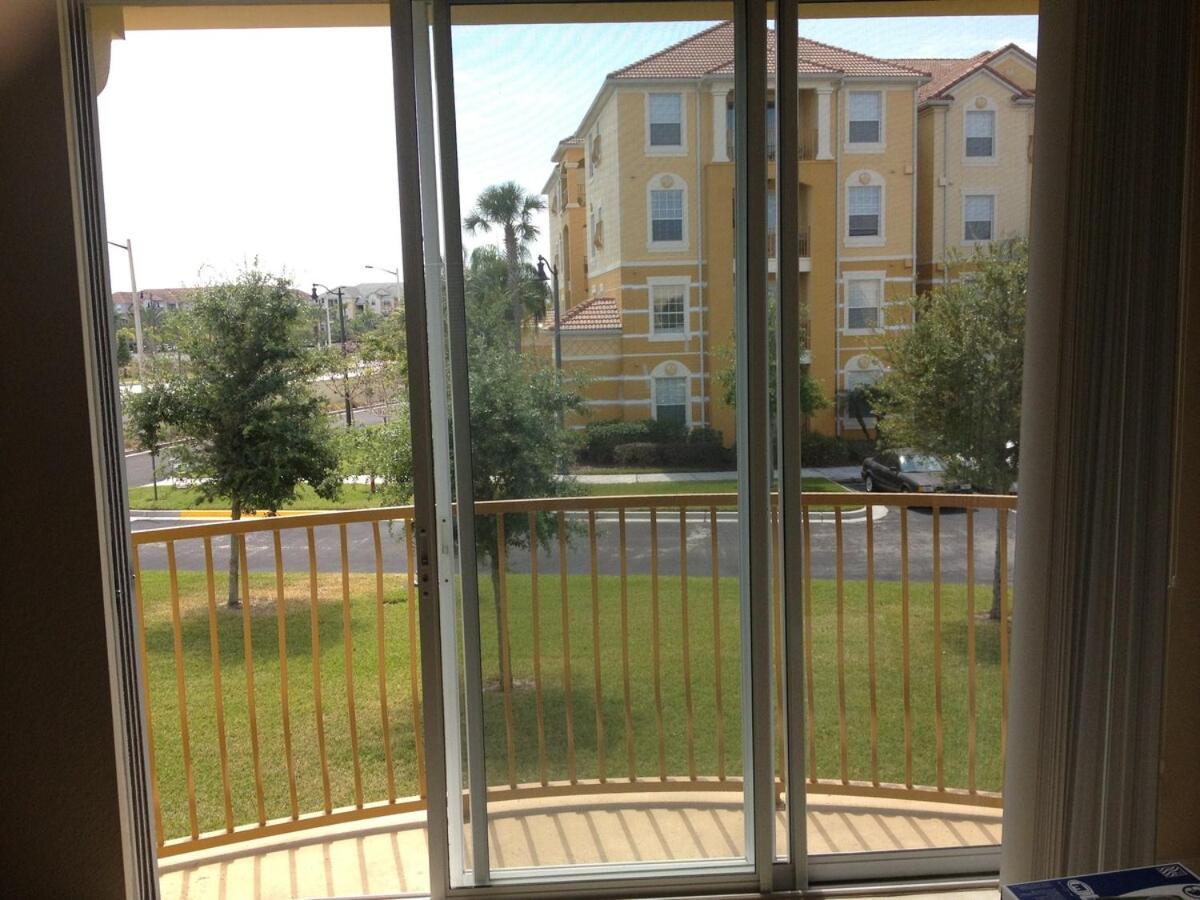 Vista Cay 3 Bed Townhome Convention Center