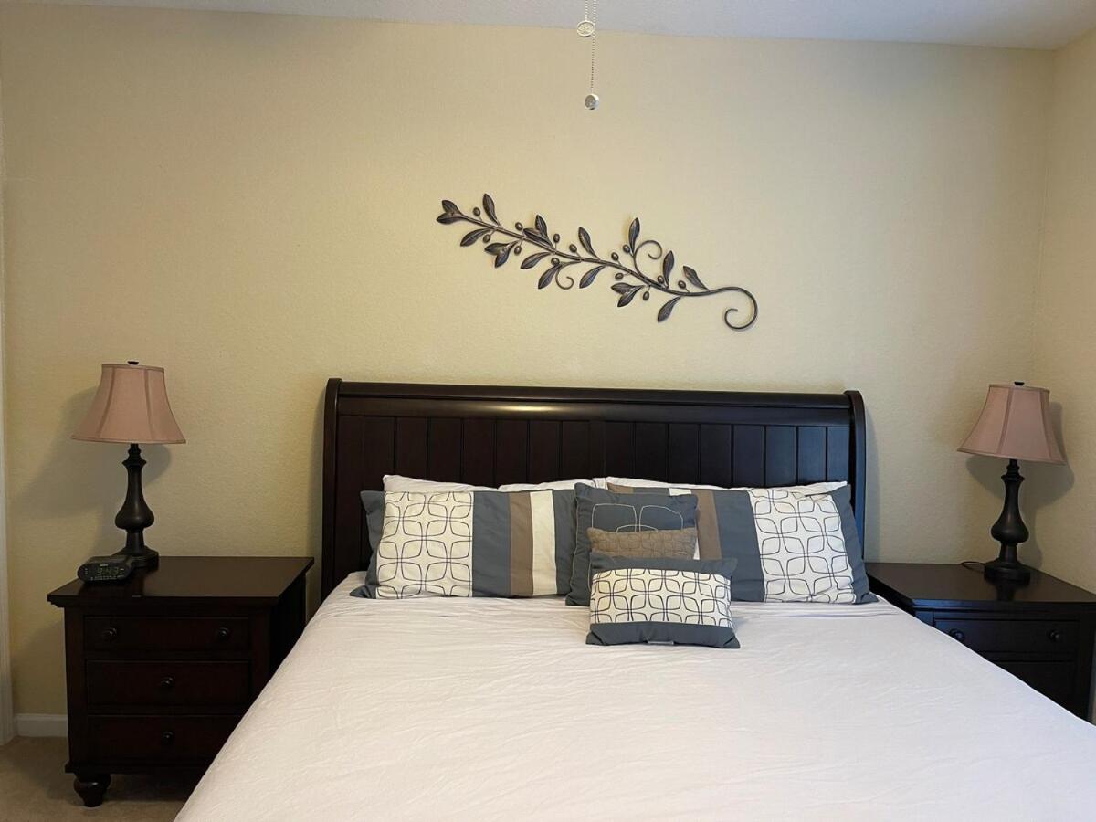 Vista Cay 3 Bed Townhome Convention Center *
