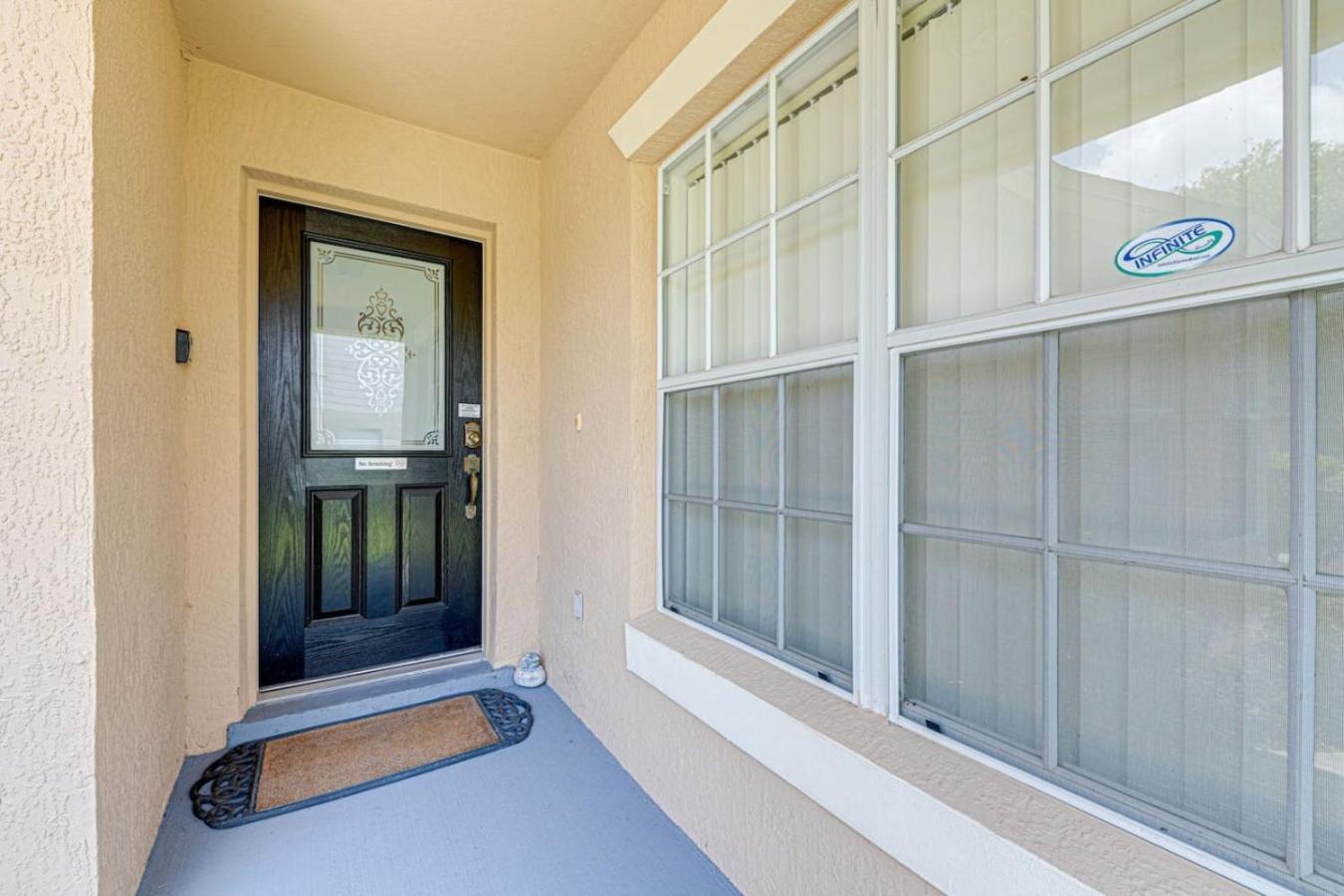Pool Close To Golfing And Theme Parks Holiday home Orlando