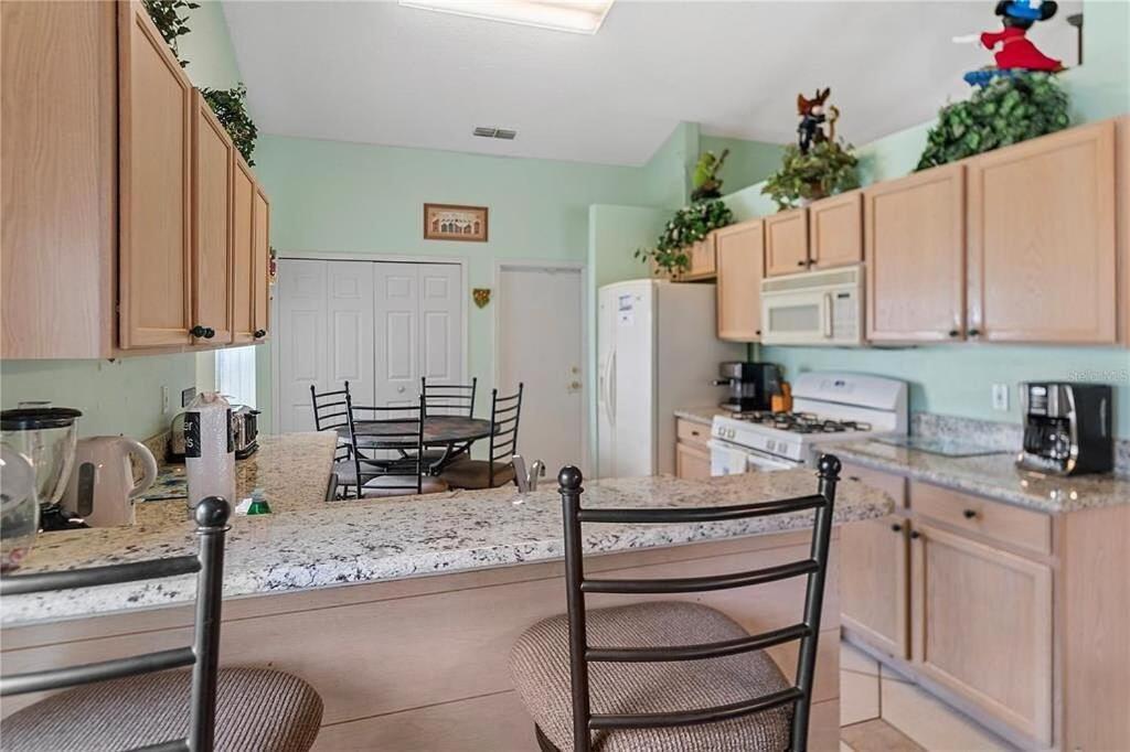1589-4-oh-charming * Orlando