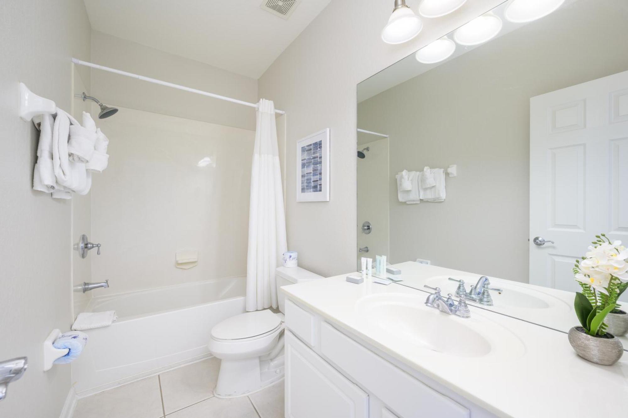 New Listing, Family Vacation Townhome - 4011 Apartment *