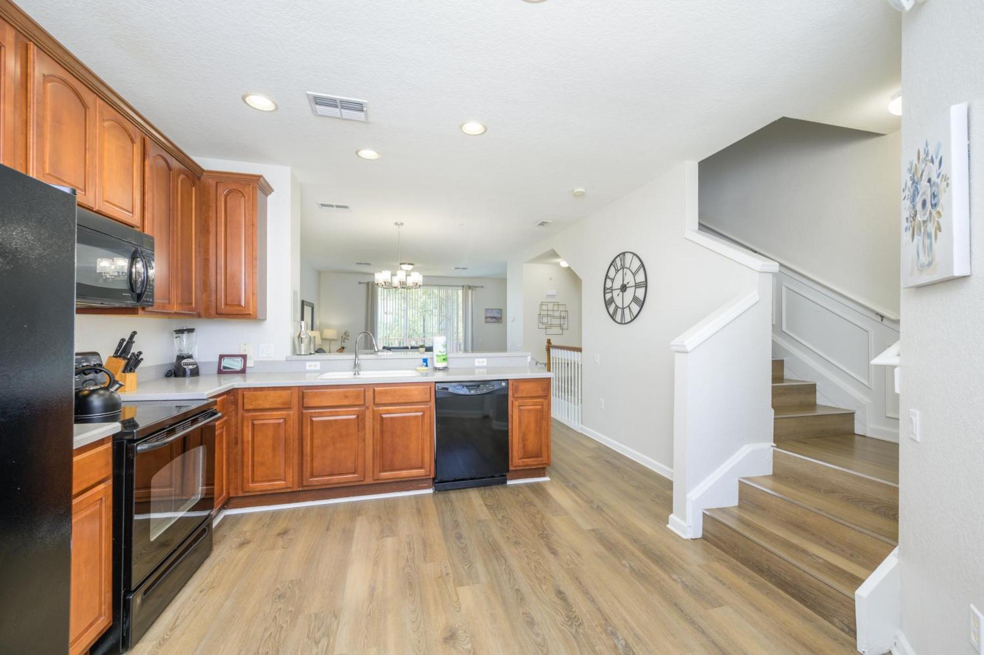 New Listing, Family Vacation Townhome - 4011 *