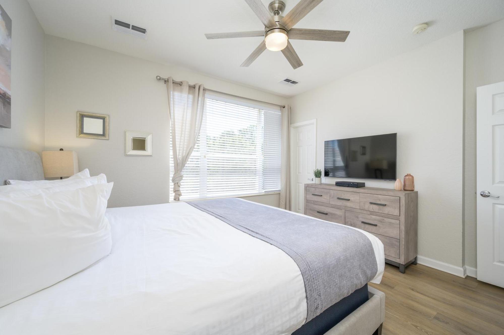 New Listing, Family Vacation Townhome - 4011